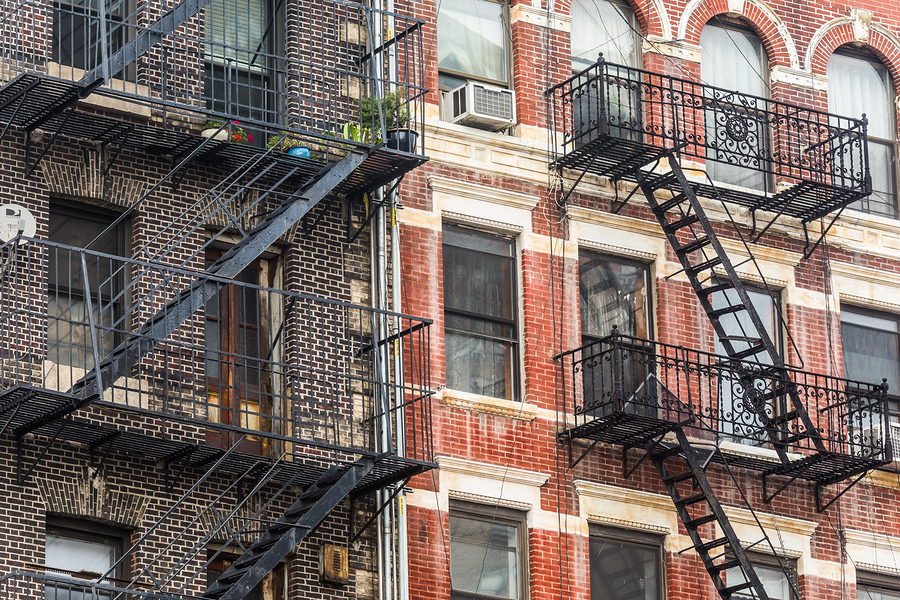 7 Property Valuation Tips for Buying an Apartment Complex